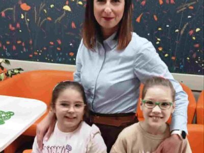 Wręczenie nagród dzieciom biorącym udział w&nbsp;II&nbsp;Festiwalu Piosenki Religijnej „Soli Deo Gloria”