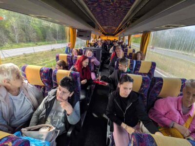 Wyjazd na&nbsp;zieloną szkołę pod&nbsp;hasłem „Arteterapia na&nbsp;fali”