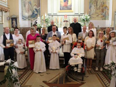 Uroczystość Pierwszej Komunii Świętej z&nbsp;udziałem naszych dzieci i&nbsp;wychowanków