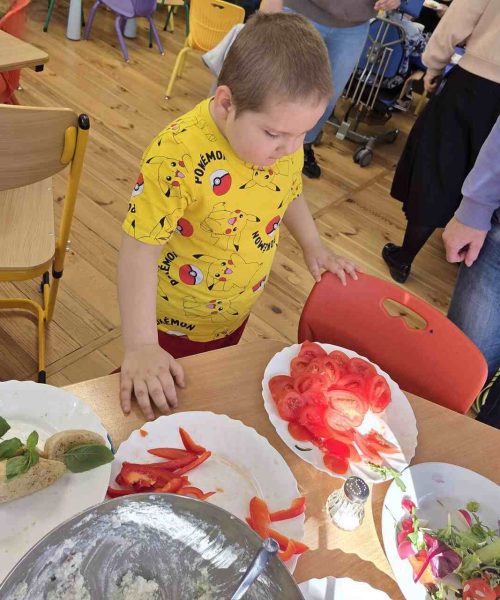 654434024_1771773804101526_83619848903249603_n_Easy-Resize.com