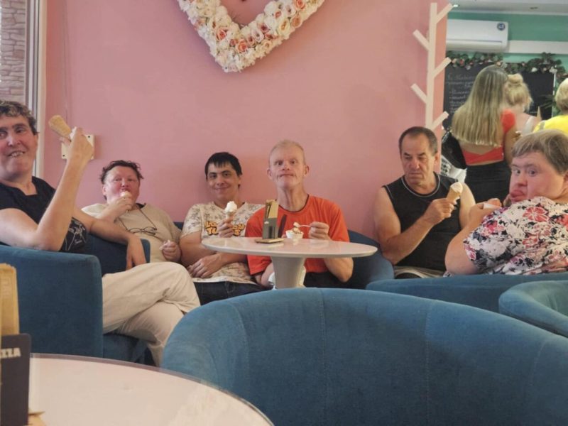 PKByKtvT_Easy-Resize.com(1)